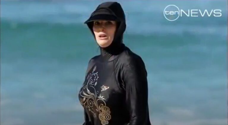 NEWS 10 NIGELLA MAKES A SPLASH IN MODESTLY ACTIVE BURKINI